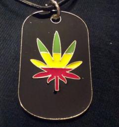 медальони марихуана 01