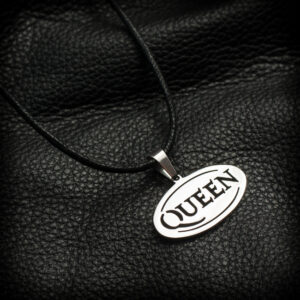 Стоманен медальон на Queen
