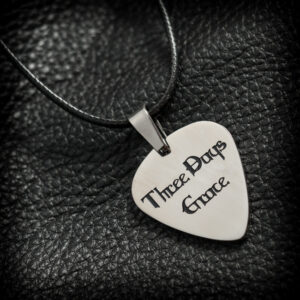 Стоманено перце с Three Days Grace