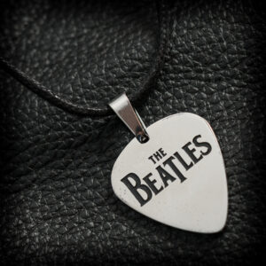 Стоманен медальон - перце на Beatles