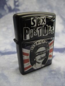 Запалка на Sex Pistols "God save the queen"