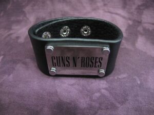 Кожена гривна на Guns N Roses