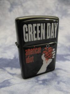 Запалка на Green Day "American Idot"