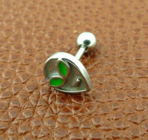 Обеца за ухо с извънземно лице и топче