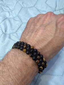 Гривна с истински ахат от естествен камък