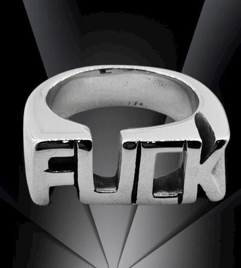 mazhki-prasten-s-nadpis-fuck-metal Мъжки пръстен с надпис FUCK от медицинска стомана