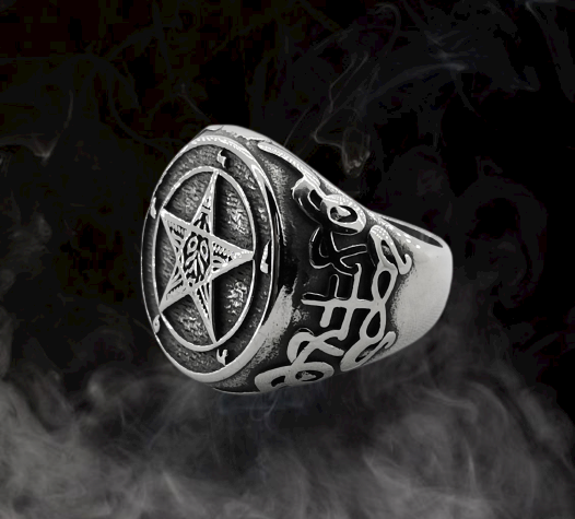mazhki-prasten-s-pentagram-ot-stomana-gotic Мъжки пръстен с пентаграм от стомана медицински метал
