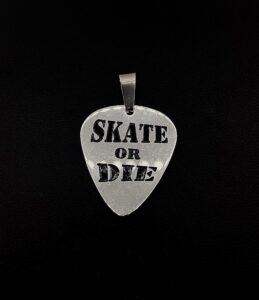 Медальон перце за китара Skate or Die от стомана