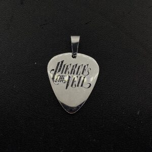 Висулка на групата Pierce the Veil