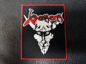 Бродирана нашивка на Venom