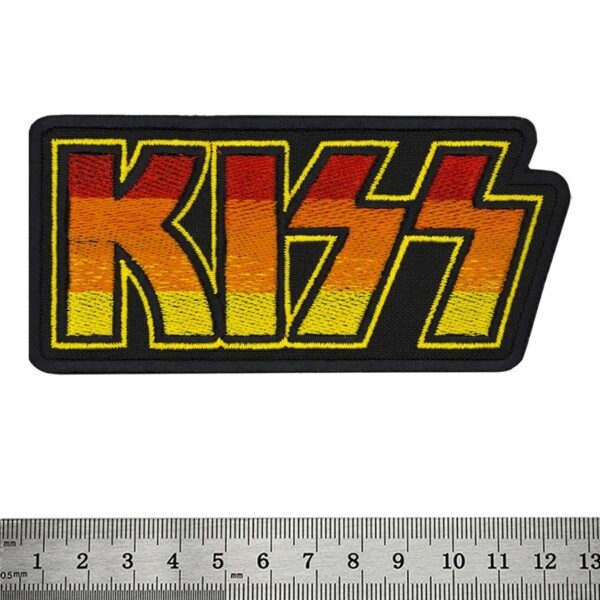 kiss-1.jpg