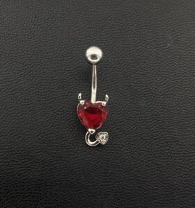 Секси обица за пъп с червено сърце