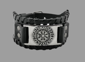 Кожена гривна с метална плочка на Vegvisir