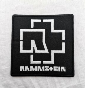 Бродирана емблема на Rammstein в черно и бяло
