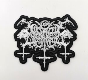 Бродирана нашивка с черно-бяло лого на блек метъл групата Satanic Warmaster, агресивен дизайн.