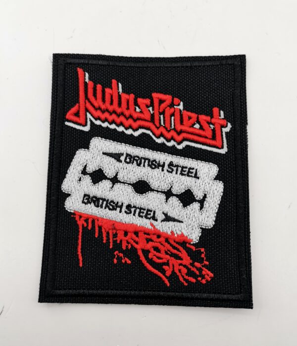 Бродирана нашивка на Judas Priest с логото и символа на бръснача.