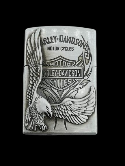 Мото Запалка Harley-Davidson с Орел – Символ на Пътя Газова запалка Harley-Davidson с емблема на орел за байкъри