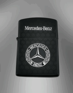 Mercedes-Benz запалка с двойна дъга и метален дизайн