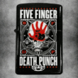 Черна бензинова запалка с голямо лого FIVE FINGER DEATH PUNCH и череп с червен отпечатък от длан.