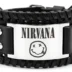 Черна кожена гривна на Nirvana с метална плочка и лого