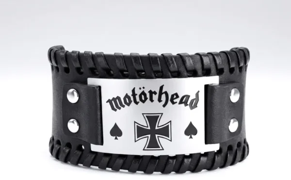 kozhena-grivna-motorhead-ace-of-spades Масивна черна кожена гривна на Motörhead със стоманена плочка и Ace of Spades лого