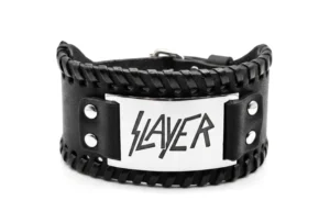 Широка черна кожена гривна на Slayer със стоманена плочка и чисто текстово лого